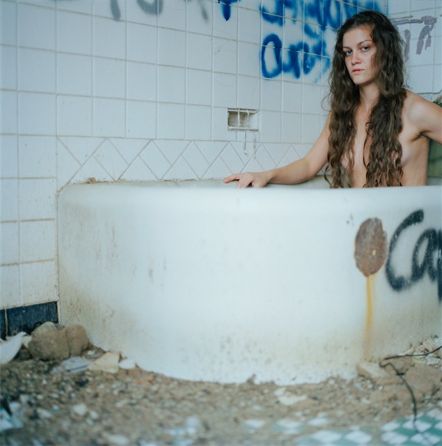 tub1.jpg